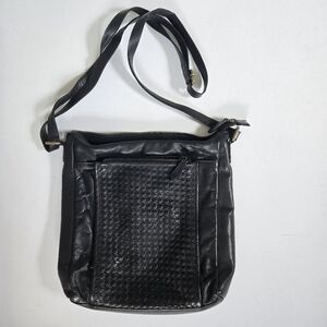 Estalon black genuine leather crossbody purse bag woven weather detail